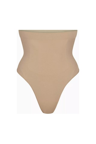 Skims Seamless Sculpt High - Waist Thong, Dikişsiz Yüksek Bel Külot Bej