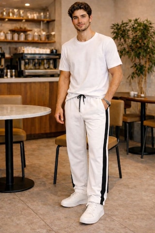 Tarz Cool Erkek Beyaz Şeritli Eşofman Altı Bağcıklı Baggy Rahat Kesim Günlük Spor Pantolon Beyaz