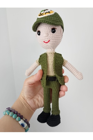 Orman Muhafaza Memuru Amigurumi Bebek El Yapımı Örgü Meslek Figürü Yeşil