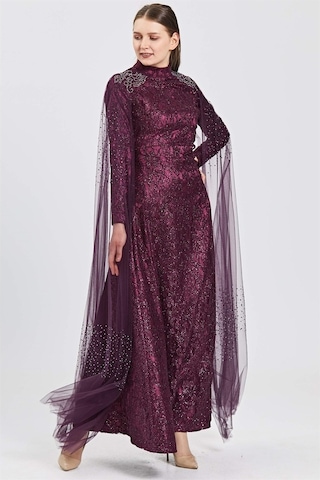 Mürdüm Omuzda Etek Ucuna Uzanan Tül Üzeri Taş Kombinli Dantelli A Mürdüm