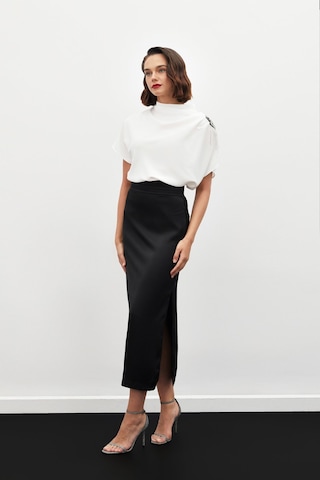 Sateen Bel Pile Detaylı Saten Etek - Siyah