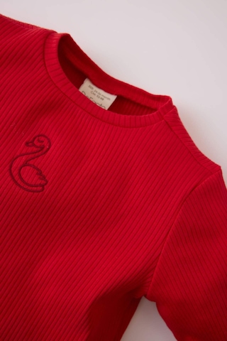 Defacto Kız Bebek Pijama Takımı Fitilli Kaşkorse Bisiklet Yaka Nakışlı Uzun Kollu Üst Beli Lastikli Uzun Alt D7165a524wnrd79 Kırmızı