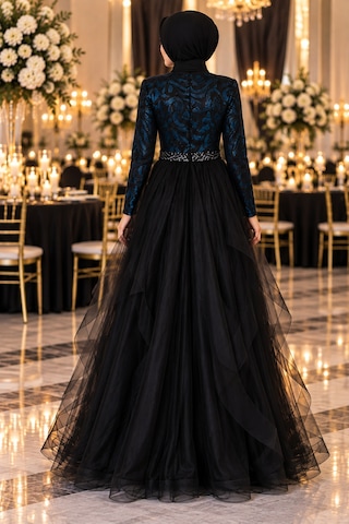 Gül&can Butik Tesettür Abiye Üstü Pullu Etek Kismi Tüllü Abiye Siyah