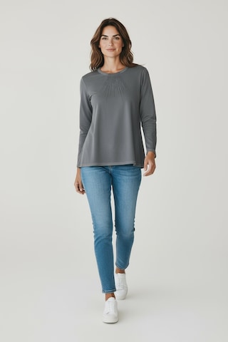 Kadın Yaka Ve Kol Ağzı Taşlı Etek Desenli Bluz Gri