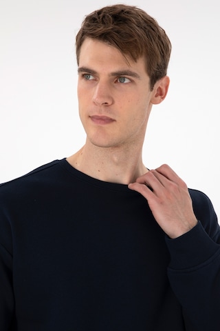 U.S. Polo Assn. Erkek Comfort Fit Bisiklet Yaka Lacivert Sweatshirt 50293438-VR033