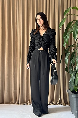 Klex Büzgü Detaylı Drapeli Saten Uzun Kollu Kadın Crop Bluz-beyaz - S Siyah
