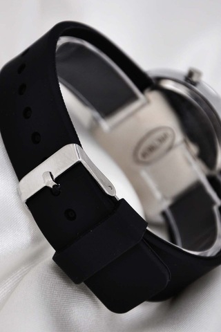 Sonsuzsaat Su-209-001 Siyah Kordon Çocuk Kol Saati