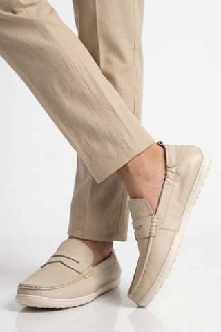 Voyager Erkek Hakiki Deri Loafer Mokasen Ayakkabı Hafızalı Taban Hafif Smart Casual Ekru M420 M