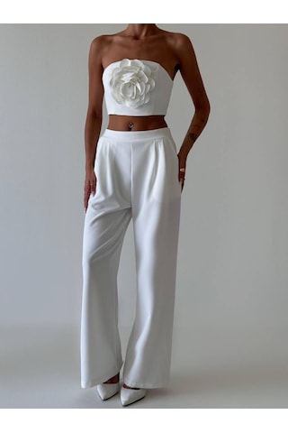Kadın Straplez Gül Detaylı Üst Ve Yüksek Bel Pantolon Takım Beyaz