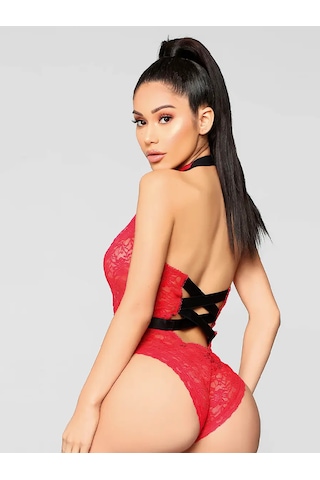 Kırmızı Dantelli Siyah Fiyonklu Halter Yaka Fantezi Body Tek Parça Kırmızı - Siyah