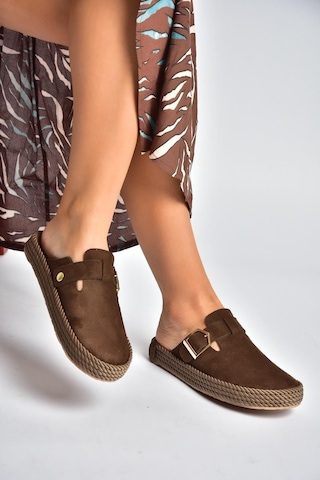 Fox Shoes Y596148402 Kahverengi Süet Önü Kapalı Sapo Terlik