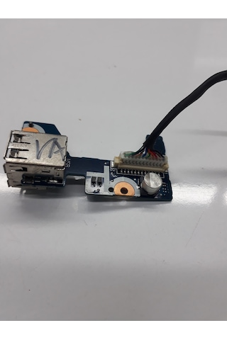 Samsung Uyumlu R520-r522-r518 Usb Board Kart Soket