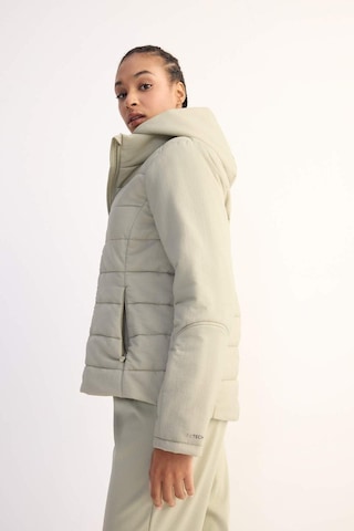 DeFactoFit Su İtici Cepli Fermuarlı Kapüşonlu Mont D6089AX25SPKH513 Haki