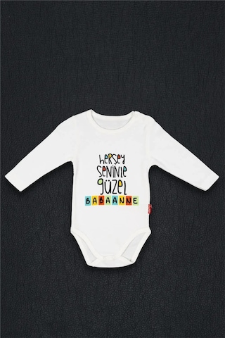 Adisia Unisex Bebek Beyaz Her Şey Seninle Güzel Babaanne Baskılı Alttan Çıtçıtlı Zıbın Beyaz