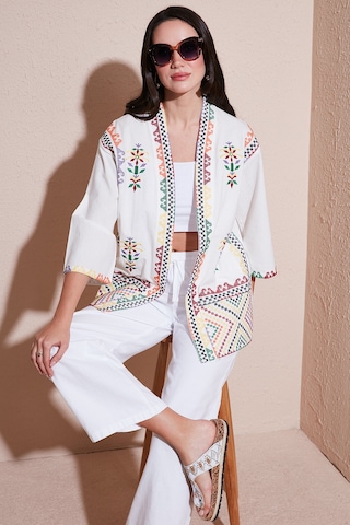 Lela Nakış Işlemeli Pamuklu Oversize Fit Truvakar Kol Bayan Kimono 676272 Ekru