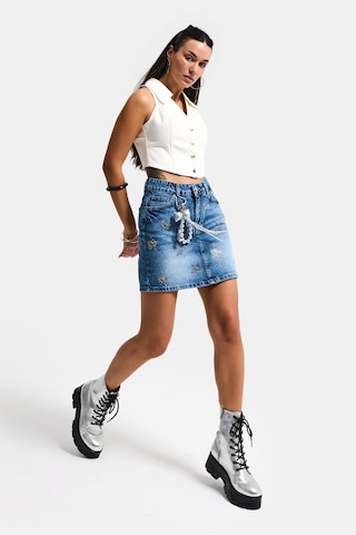 it's basic Kadın Mavi T-4s6-4 Straight Mini Parlak Yıldız Taşlı Özel Tasarım Denim Etek