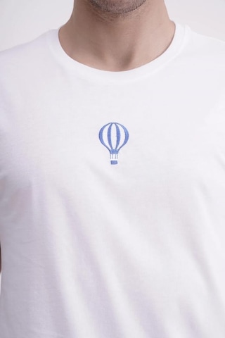 The Socks Company 23scts240u Uçan Balon Nakışlı Bisiklet Yaka Beyaz Tshirt 001