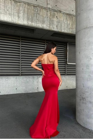 DefyModa Kadın Esnek Likralı Kumaş Straplez Maxi Abiye Elbise Kırmızı