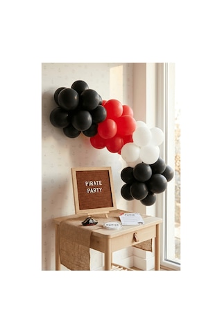 Korsan Temalı Doğum Günü Süsleme Classic Set Kahve Keçe Yazı Panosu Standlı Balon Zincirli Çocuk