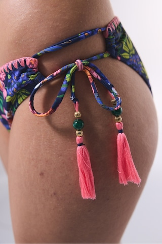 Penti Çiçekli Ciele Yüzük Detaylı Bikini Altı