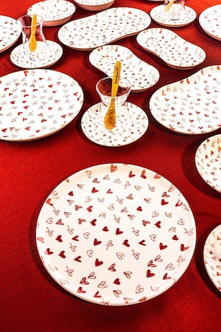 Bambum 32 Parça Pera Love Kahvaltı Takımı B5857 Beyaz - Kırmızı