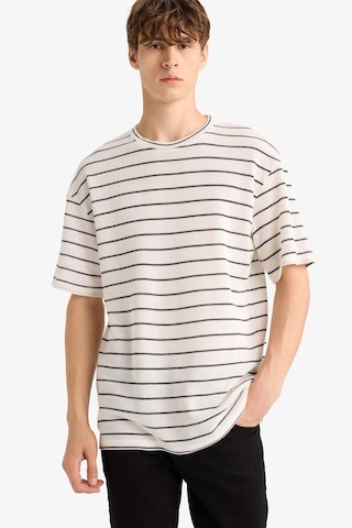 Defacto Boxy Fit Rahat Kesim Bisiklet Yaka Çizgili Kısa Kollu Tişört F8467ax25auer105 Ekru
