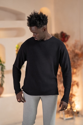 Regular Fit Likralı Kendinden Çizgili Mevsimlik Spor Kazak Siyah