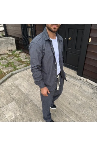 Erkek Kadife Oversize Takım - Gömlek Ve Pantolon İkili Set Füme Corduroy Şıklığı, Rahat Ve Zarif Duruş Yumuşak Dokulu Kadife Kumaş, Düğmeli Gömlek Üst Ve Lastikli Pantolon Alt Parça İle Gün Boyu Konfor- Füme Çok Renkli