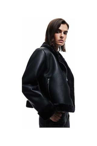 Koton Uzun Kollu Fermuarlı Suni Kürk Astarlı Kruvaze Suni Deri Biker Crop Ceket Siyah 6wak20091ew Siyah