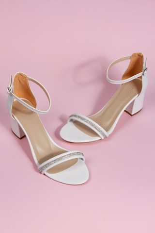 Topuklu Büyük Numara Kadın Taşlı Tek Bant Ayakkabı