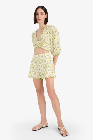 DeFacto Desenli Nakışlı Brode Plaj Şortu-Fall in Love C6173AX25SMER103