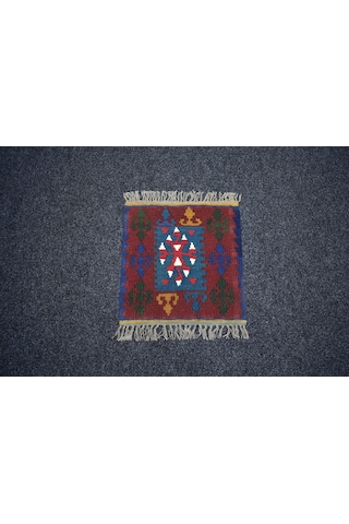 Zehra Abla Halı Vintage El Dokuma Minder Kare Kayseri Anadolu Yün Kilim 7375 Çok Renkli