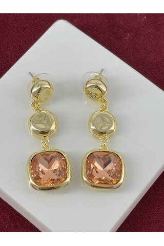 Açık Pembe Tonlarında Kare Şekilli Sallantılı Gold Küpe Gold