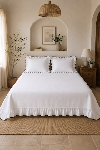 Uçkan Home %100 Pamuk Çift Kişilik Fırfırlı Pike Seti----uh-pike-14 Siyah - Beyaz