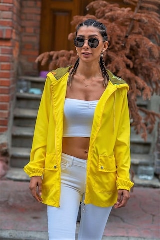 Veraura Lifestyle Sarı Yıldız Kapüşonlu Cepli İnce Yağmurluk