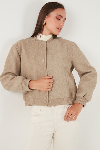 Lela Loose Fit Sıfır Yaka Çıtçıtlı Kaşe Kısa Bayan Mont 6810178 Bej