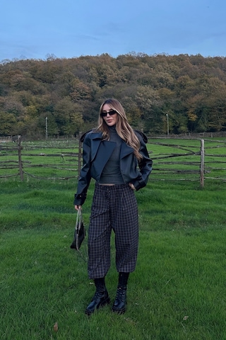 Siyah Apolet Detaylı Tasarım Deri Ceket Siyah