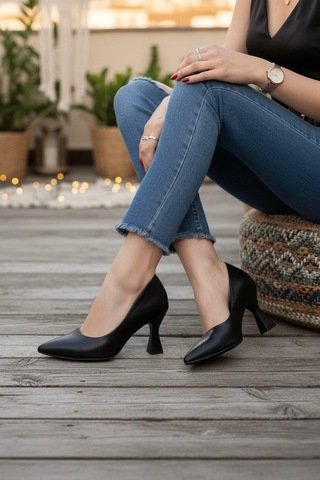 Marina Rosse Kadın Bena Topuklu Ayakkabı Şampanya Stiletto Siyah