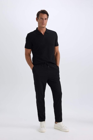 DeFacto Slim Fit Dar Kesim Polo Yaka Kısa Kollu Siyah Tişört W9274AZ25SMBK81