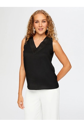 Faik Sönmez Yakası Delik İşi Nakış Detaylı Şık Kadın Atlet W26atl015 Siyah