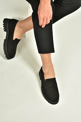 Fox Shoes V944086101 Siyah Hakiki Deri Nubuk Kalın Tabanlı Makosen Ayakkabı Siyah