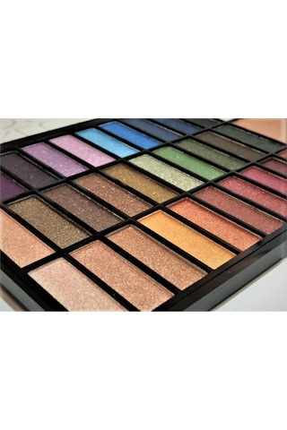 Make Up Studıo  30 Lu Far+3Lü Highligter Palet