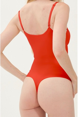 Mistirik Mimola Model 3 Bölge Etkili Örmekumaş Yapılı String Body Kırmızı Renk042 Kirmizi