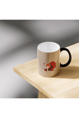 Inksyncstudios Elinde Kahve Olan Küçük Şeytan Kupa, Mug 001