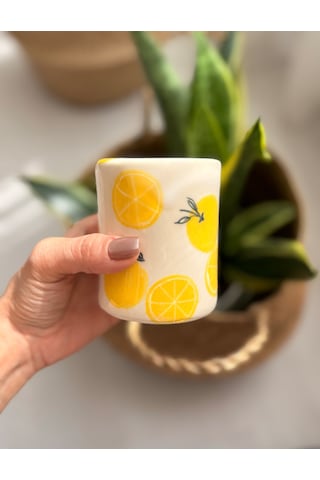 El Yapımı Limon Desenli Seramik Seyahat Kupası Beyaz - Sarı