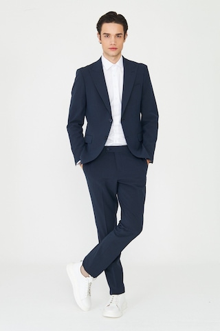 Lacivert Modern Slim Fit İnce Dokulu Kumaş Klasik Kesim Takım Elbise Laci