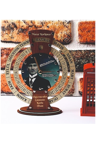 Öğretmenler Gününe Özel İsimli Atatürk Takvimli Masa Saati