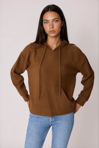 Vitrin Omuz Dekolteli Kanguru Cep Kapüşonlu Sweatshirt Kahve