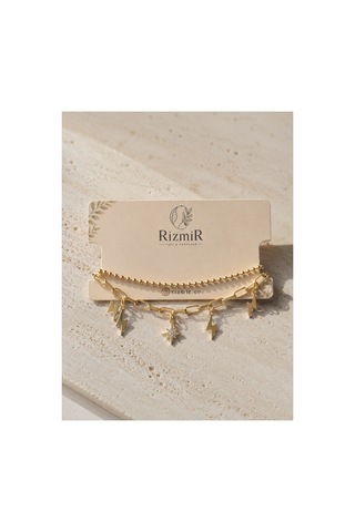 Charm Detaylı Altın Renk Kadın Bileklik
