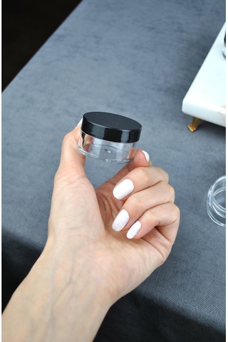 Qualitev 6 Adet Mika 10 Ml Krem Kavanoz Küçük 4 Cm Takı Siyah Kapaklı Mini Seyahat Krem Kavanozu Şeffaf